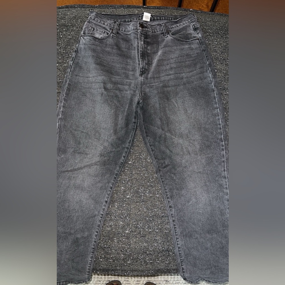 Black Mom Jeans (No stretch)